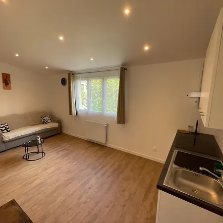 Apartment Massy Appart Hotel *